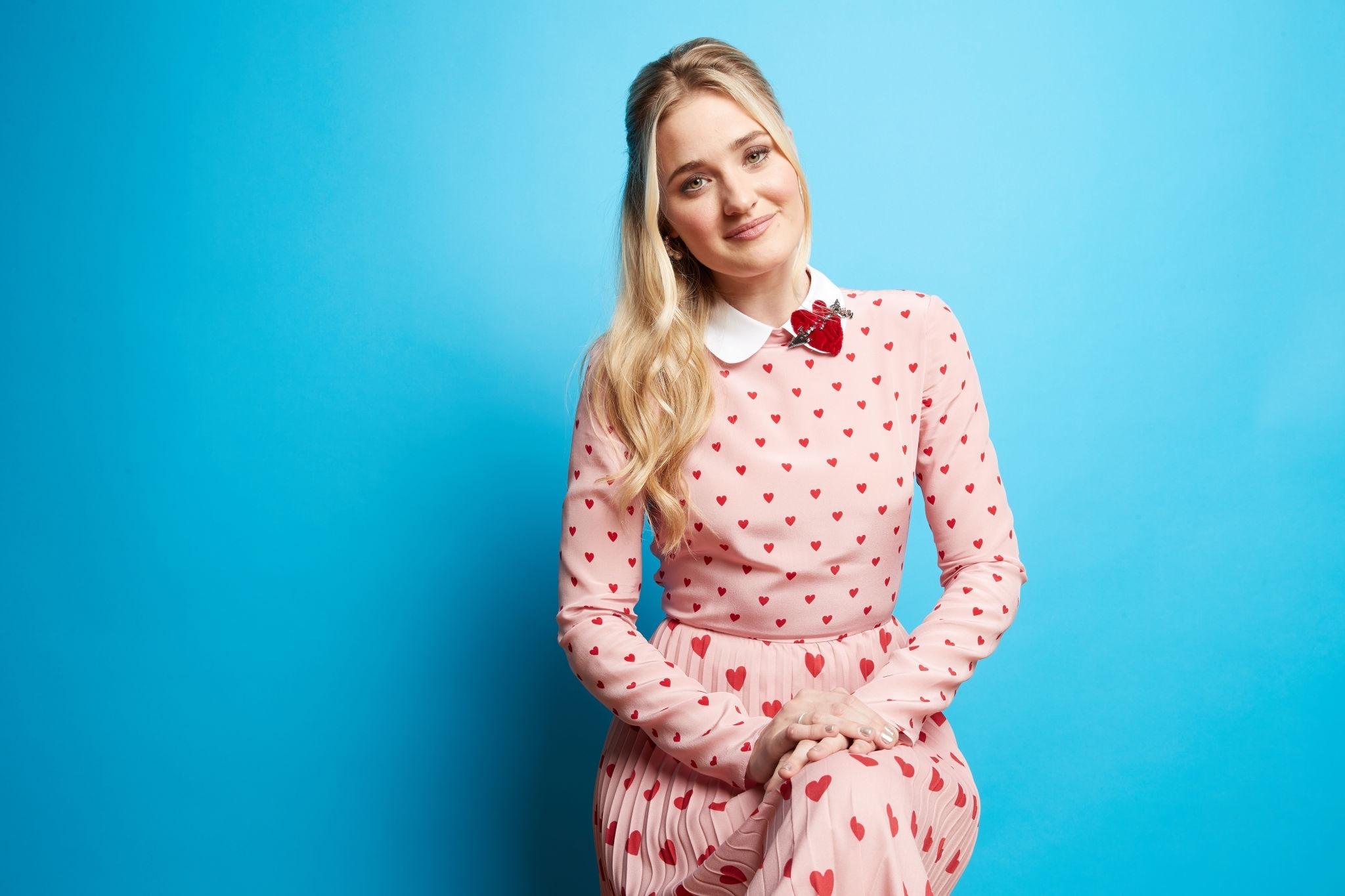 Thanks to aj-michalka.org for the HQ photo
