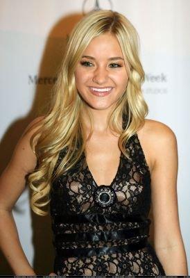 AJ_Michalka_2811929.jpg