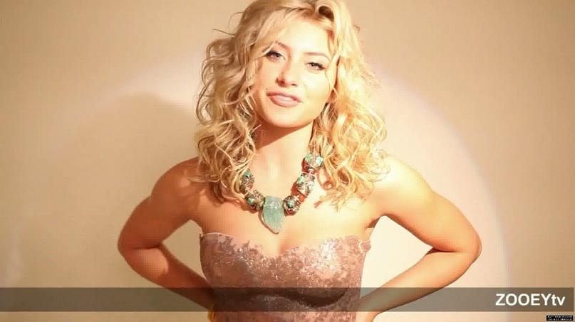Aly_Michalka_28118229.jpg