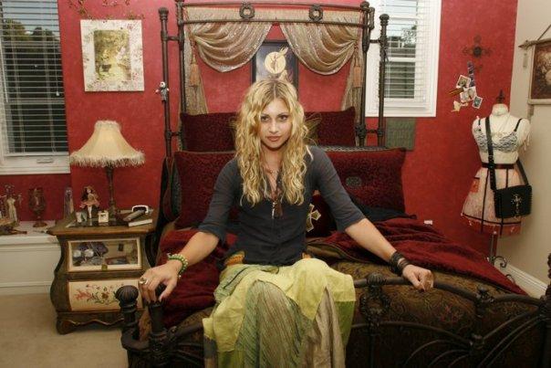 Aly_Michalka_282029.jpg