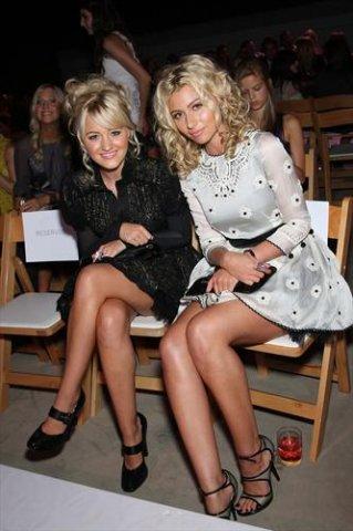 Aly___AJ_Michalka_2838129.jpg