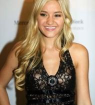 AJ_Michalka_2811929.jpg