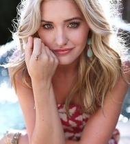 AJ_Michalka_2880729.jpg