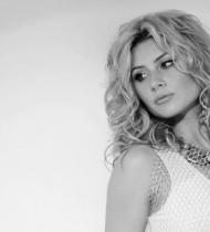 Aly_Michalka_28122029.jpg